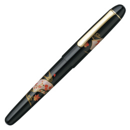 Kaga' Hira Maki-e Fountain pen Semmen ryhmässä Kynät / Fine Writing / Täytekynät @ Pen Store (109852_r)