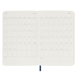 Kalenteri 18M WeekNote Soft Cover Pocket Tummansininen ryhmässä Paperit ja Lehtiöt / Kalenterit / 18 kk kalenterit @ Pen Store (129877)