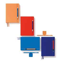 Notebook A5 Medium Apricot ryhmässä Paperit ja Lehtiöt / Kirjoitus ja muistiinpanot / Muistikirjat @ Pen Store (130211_r)